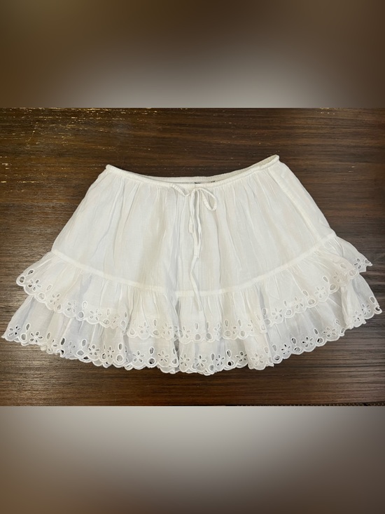 American Eagle Outfitters Dresses & Skirts - American Eagle Outfitters White Eyelet Ruffle Mini Skirt